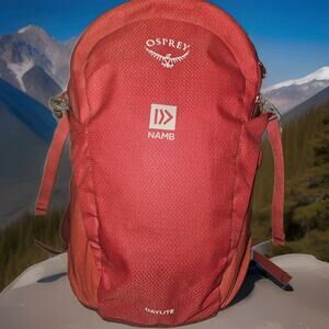 Osprey Daylite Daypack Backpack Red Gray Hiking Travel Outdoor 16x10x6